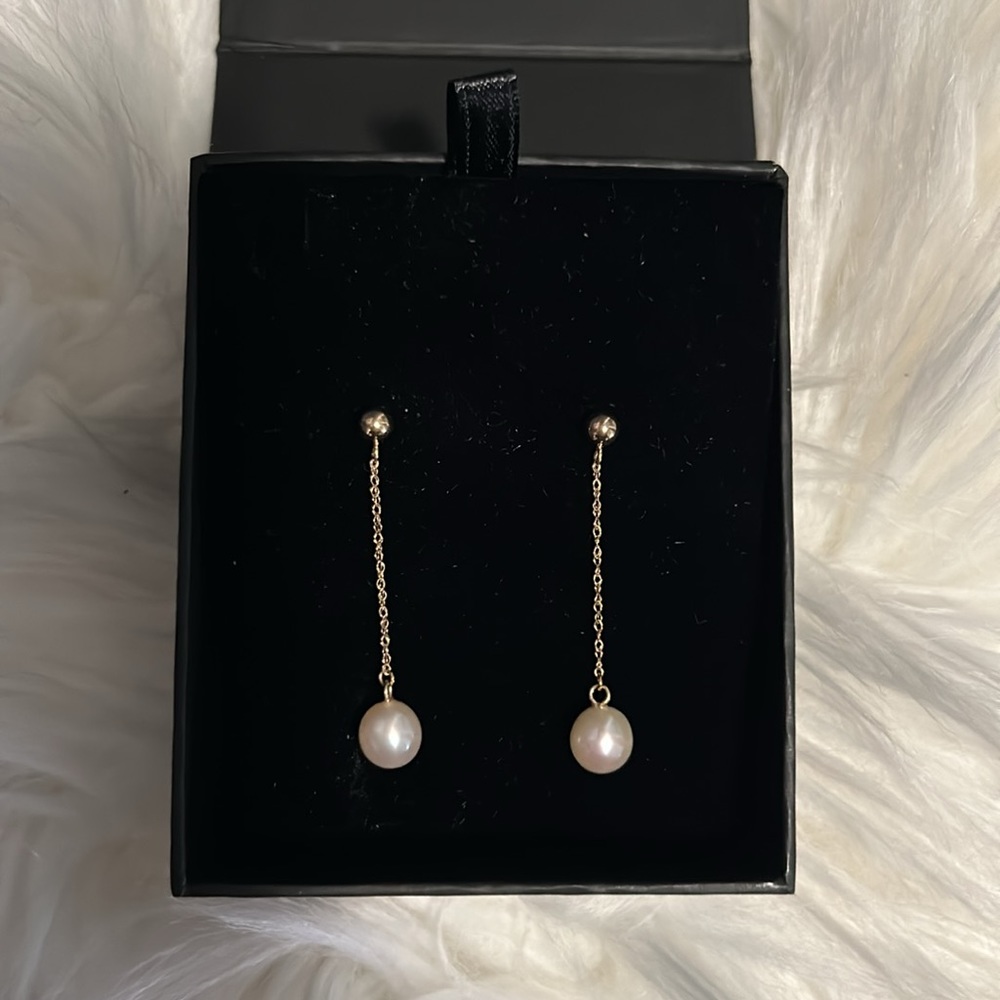 Pearl Drop Earrings